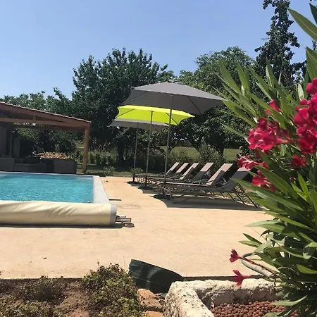 Maison A L'aise Bed & Breakfast